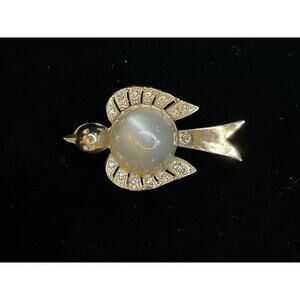 Vintage MCM 1940s Green Jelly Belly Swallow Bird Gold Brooch Pin